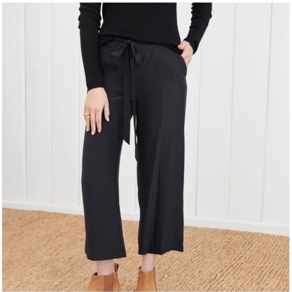 Jenni Kayne Silk Black Unlined Lightweight Tie Belt Cropped Wide Leg Pants Sz 4